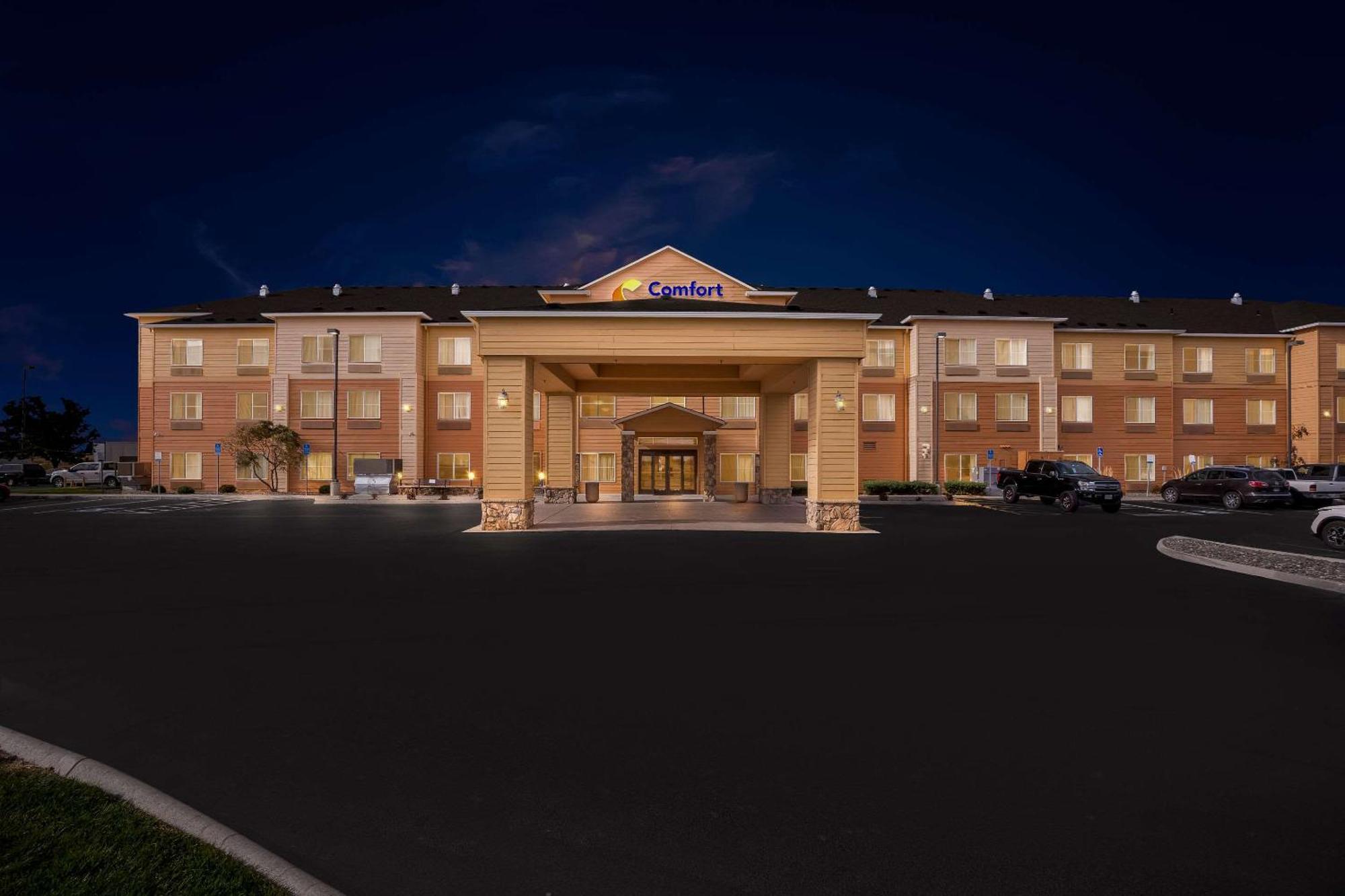Comfort Inn & Suites Hermiston Exterior foto